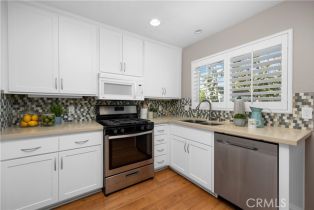 Condominium, 207 Briarwood, Irvine, CA 92604 - 5