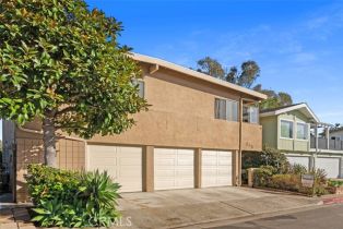 , 213 Avenida Lobeiro, San Clemente, CA 92672 - 3