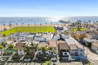 Residential Income, 907  E Balboa BLVD, Newport Beach, CA  Newport Beach, CA 92661