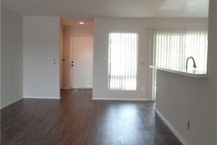 Apartment, 201 E Utica ave, Huntington Beach, CA 92648 - 6