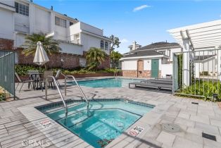 Single Family Residence, 18739 Chapel ln, Huntington Beach, CA 92646 - 25