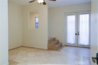 Townhouse, 320 5th st, Huntington Beach, CA 92648 - 11