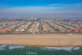 Land, 305 17th ST, Huntington Beach, CA  Huntington Beach, CA 92648