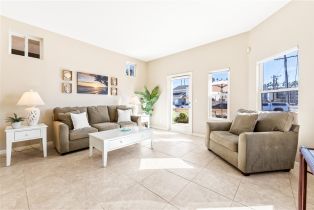 Single Family Residence, 111 14th, Huntington Beach, CA 92648 - 5