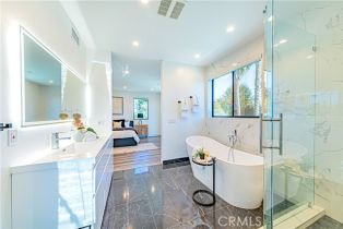 Single Family Residence, 5812 Willis ave, Sherman Oaks, CA 91411 - 19