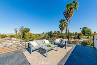 Single Family Residence, 5812 Willis ave, Sherman Oaks, CA 91411 - 4