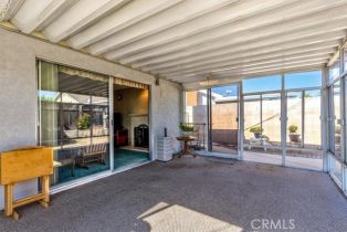 Single Family Residence, 19962 Gloucester ln, Huntington Beach, CA 92646 - 18