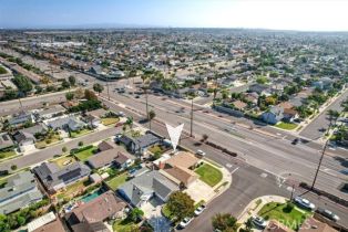 Single Family Residence, 19962 Gloucester ln, Huntington Beach, CA 92646 - 33