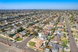 Single Family Residence, 19962 Gloucester ln, Huntington Beach, CA 92646 - 35