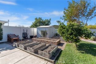 Single Family Residence, 528 Cambridge st, Orange, CA 92867 - 14