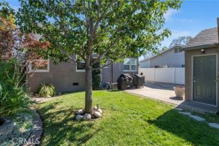 Single Family Residence, 528 Cambridge st, Orange, CA 92867 - 8