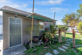 Single Family Residence, 528 Cambridge st, Orange, CA 92867 - 9