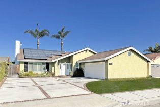 Single Family Residence, 9641 Warburton DR, Huntington Beach, CA  Huntington Beach, CA 92646