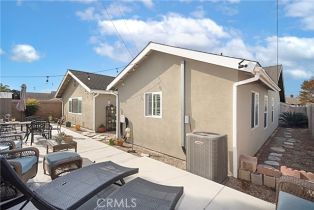 Single Family Residence, 17612 Wrightwood ln, Huntington Beach, CA 92649 - 29