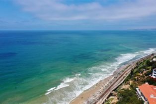 Residential Income, 227 Canada, San Clemente, CA 92672 - 3