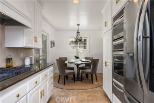 Single Family Residence, 2621 Vista Ornada, Newport Beach, CA 92660 - 21