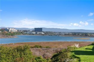 Single Family Residence, 2621 Vista Ornada, Newport Beach, CA 92660 - 40