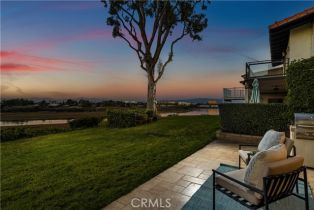 Single Family Residence, 2621 Vista Ornada, Newport Beach, CA 92660 - 42