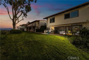 Single Family Residence, 2621 Vista Ornada, Newport Beach, CA 92660 - 43