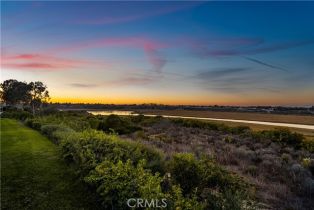 Single Family Residence, 2621 Vista Ornada, Newport Beach, CA 92660 - 47