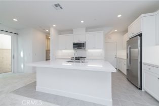 Condominium, 208 Yerba, Irvine, CA 92618 - 5