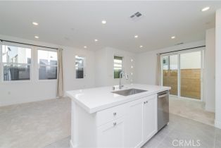 Condominium, 208 Yerba, Irvine, CA 92618 - 7