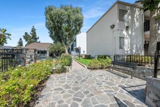 Condominium, 18645 Hatteras st, Tarzana, CA 91356 - 3