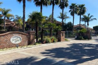 Condominium, 7845 Moonmist CIR, CA  , CA 92648