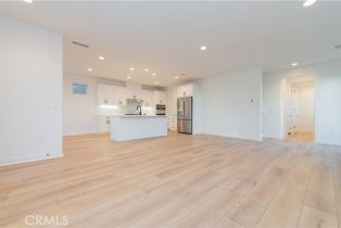 Condominium, 207 tank, Irvine, CA 92618 - 4