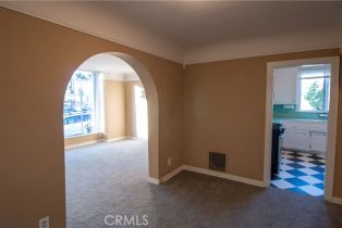 , 70 Roswell ave, Long Beach, CA 90803 - 5