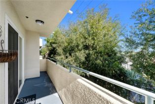 Condominium, 4426 Ventura Canyon ave, Sherman Oaks, CA 91423 - 21