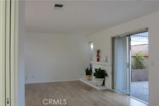 Condominium, 8 Lincoln, Irvine, CA 92604 - 2