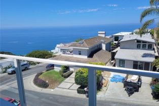 Single Family Residence, 820 Acapulco ST, Laguna Beach, CA  Laguna Beach, CA 92651