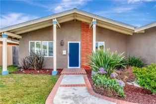 Single Family Residence, 19342 Cindy LN, Huntington Beach, CA  Huntington Beach, CA 92646