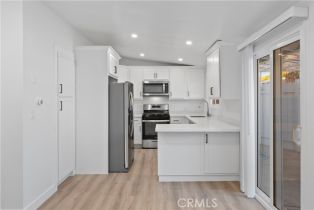 Apartment, 3209 Bayside, Corona Del Mar, CA 92625 - 4