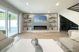 Single Family Residence, 19341 Pitcairn ln, Huntington Beach, CA 92646 - 8