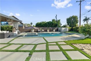 Single Family Residence, 11951 Gladstone dr, North Tustin, CA 92705 - 28