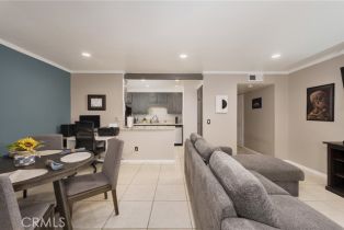 Condominium, 6600 Warner AVE, Huntington Beach, CA  Huntington Beach, CA 92647