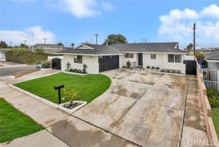 Single Family Residence, 19282 Bethel cir, Huntington Beach, CA 92646 - 37