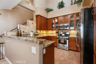 Single Family Residence, 930 Lone Pine ln, Anaheim Hills, CA 92808 - 10