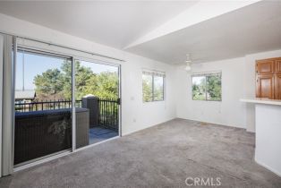 Condominium, 2588 Avenida Del Vista, Corona, CA 92882 - 2