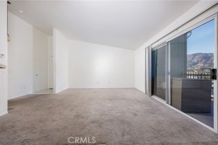 Condominium, 2588 Avenida Del Vista, Corona, CA 92882 - 6