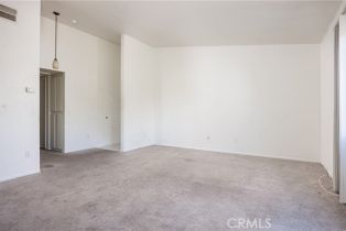 Condominium, 2588 Avenida Del Vista, Corona, CA 92882 - 7