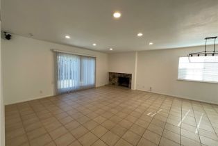 Single Family Residence, 16742 Montclair ln, Huntington Beach, CA 92647 - 12