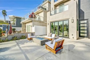 Single Family Residence, 125 8th st, Huntington Beach, CA 92648 - 9