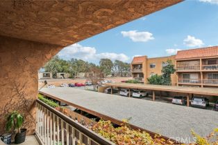 Condominium, 6600 Warner ave, Huntington Beach, CA 92647 - 4