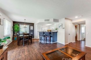 Condominium, 2588 Avenida Del, Corona, CA 92882 - 2