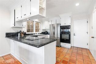 Single Family Residence, 107 G st, Newport Beach, CA 92661 - 7