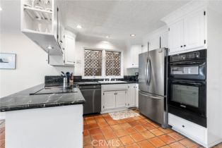 Single Family Residence, 107 G st, Newport Beach, CA 92661 - 9