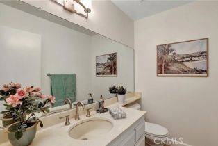 Townhouse, 235 Pixley st, Orange, CA 92868 - 13